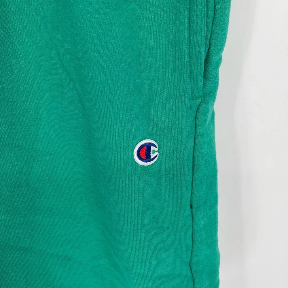 Champion Women's Green Fleece Raw‎ Hem Sweat Shorts Size Small
